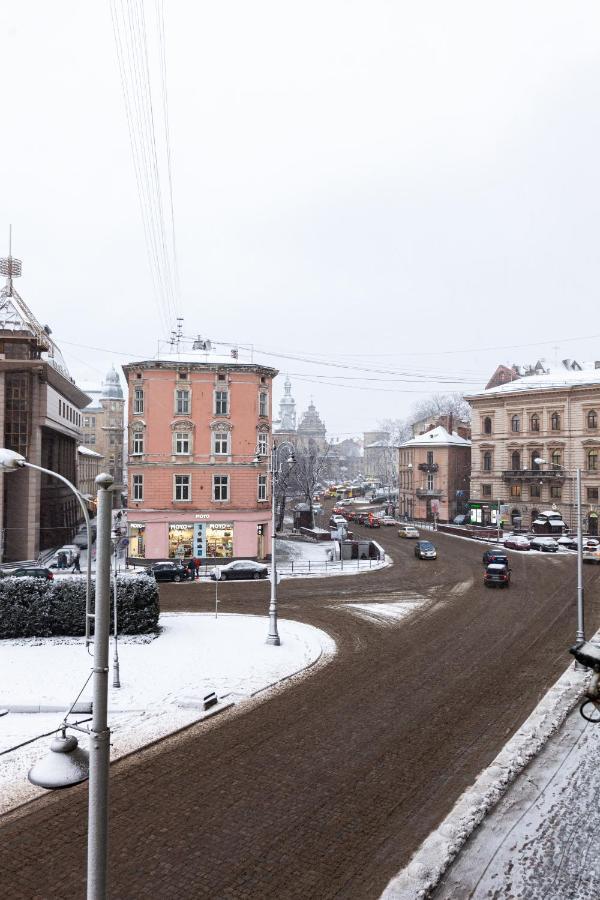 Romari Площа Міцкевича Lviv Ngoại thất bức ảnh
