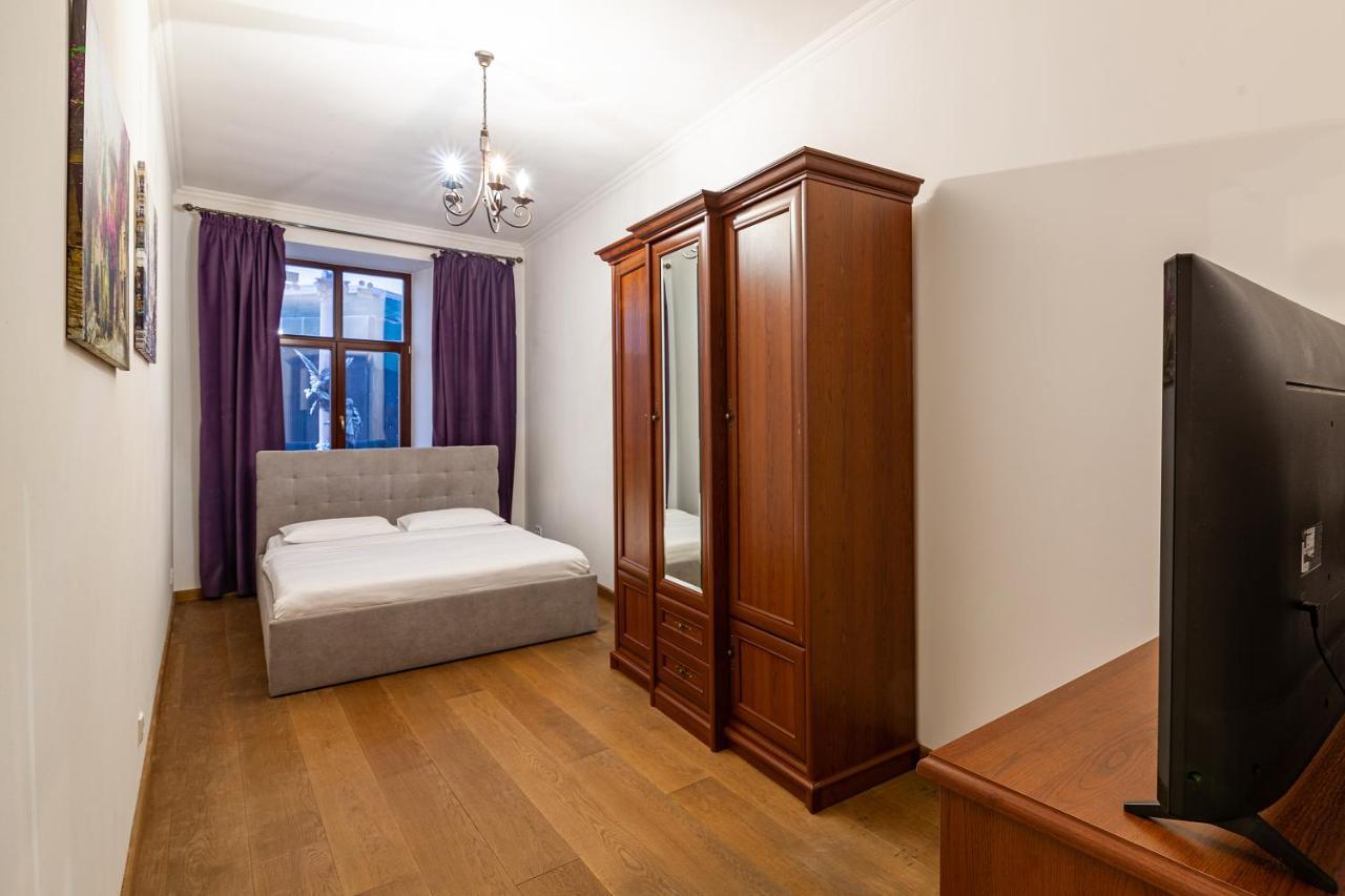 Romari Площа Міцкевича Lviv Ngoại thất bức ảnh