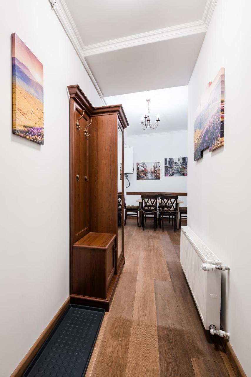 Romari Площа Міцкевича Lviv Ngoại thất bức ảnh